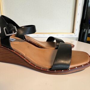 Size 9.5 Steve-madden Women's Black Sandals with wedge and stud details grunge